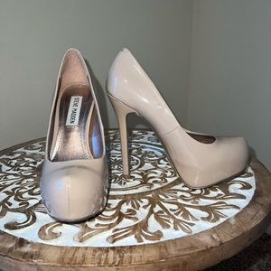 Steve Madden Nude Heels